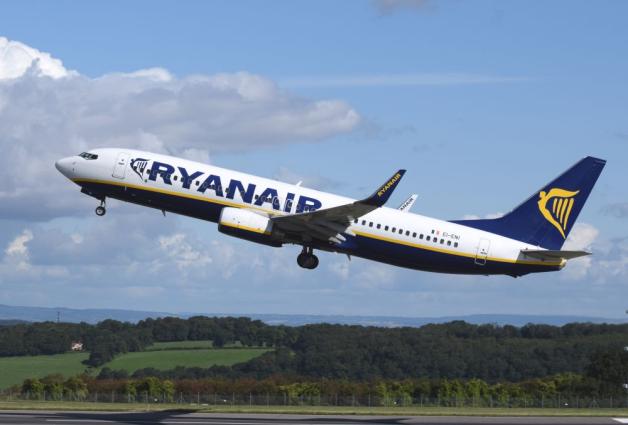 Ryanair redukuje loty z Modlina do Niemiec, Wielkiej Brytanii, Włoch i Litwy. Nowe trasy i przeniesienie połączenia do Manchesteru na lotnisko Chopina