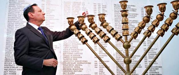 Wiceminister sprawiedliwości Krzysztof Śmiszek na uroczystościach Chanuki w Sejmie