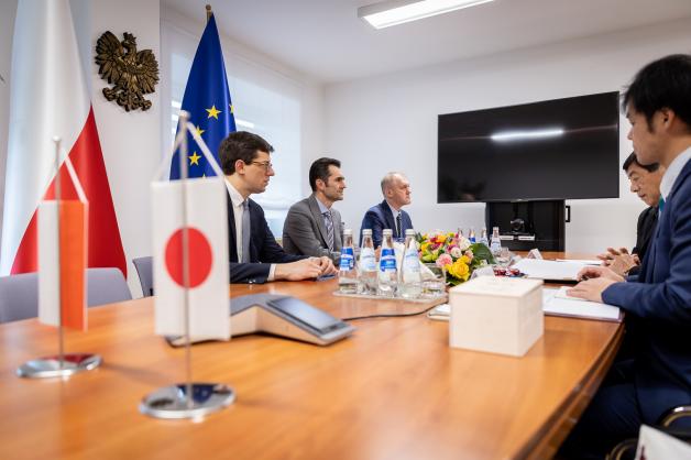 Spotkanie wiceministra infrastruktury Piotra Malepszaka z ambasadorem Japonii