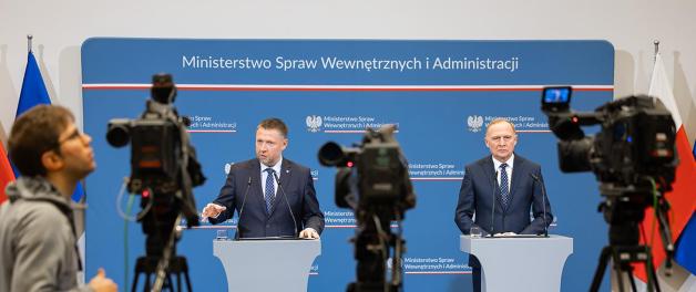 Minister Marcin Kierwiński przedstawił wyniki kontroli w KGP w związku z wystrzałem z granatnika