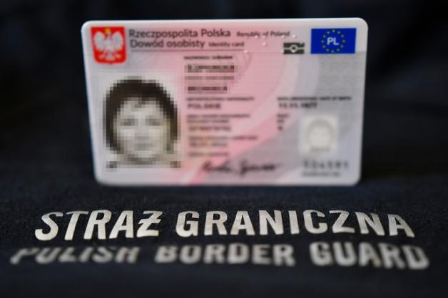 Polak zawsze poznaje Polaka po dokumentach! Syryjki uznały, że wyglądają jak Polki, skoro podczas legitymowania posłużyły się polskimi dokumentami