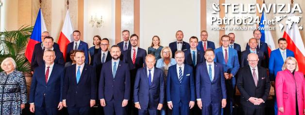 [VIDEO] W Pradze odbyły się 9. polsko-czeskie konsultacje międzyrządowe. Obradom przewodniczył Premier Donald Tusk oraz szef czeskiego rządu Petr Fiala. Mamy wiele wspólnych interesów i podobnie patrzymy na takie kwestie, jak rola Europy, pomoc Ukrainie, b