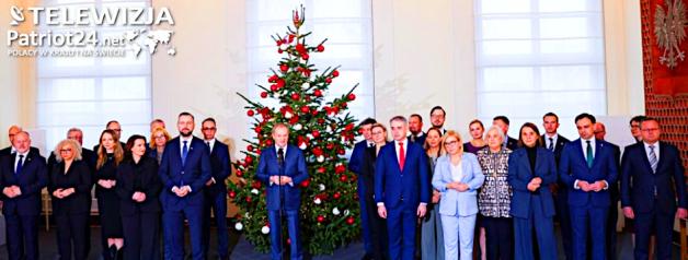 [VIDEO] Świąteczne życzenia od Premiera przed posiedzeniem Rady Ministrów