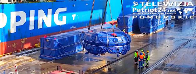 [VIDEO] Potężna TBM już w Polsce! Gigantyczna maszyna dotarła do Gdańska